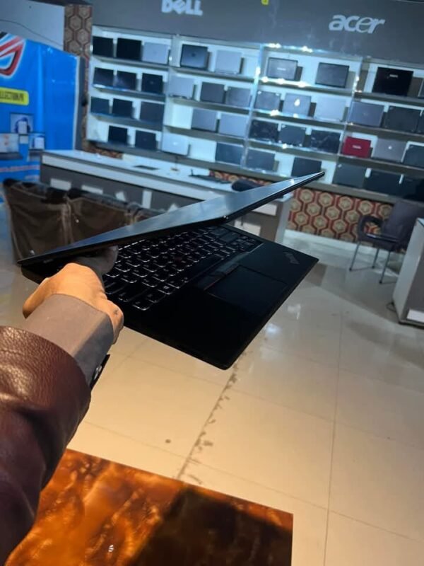 Lenovo Thinkpad T480s Core i5 8th Genration imported never used in Pakistan - Image 7