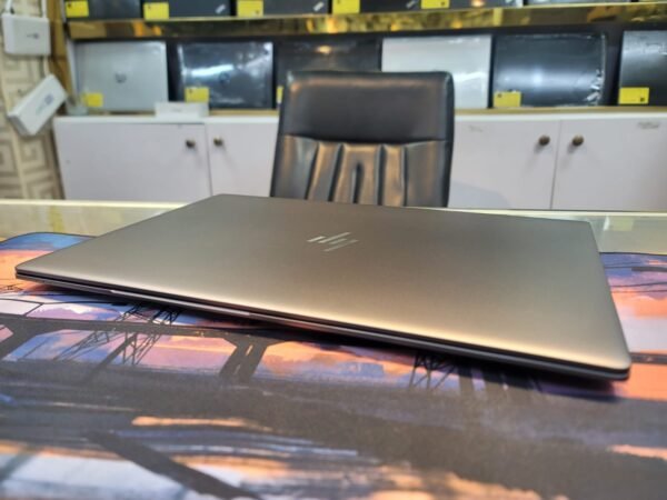 Hp ZBook 15u G5 Core i7 8th Genration imported never used in Pakistan - Image 13